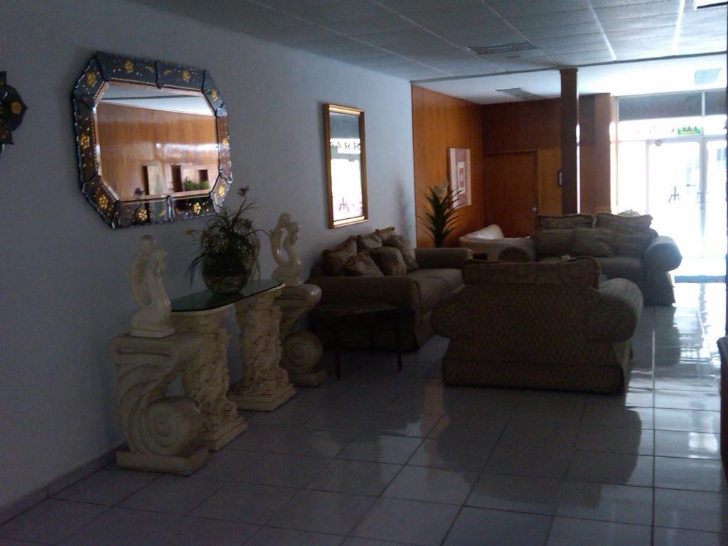 Hotel Ibarra Tepic Buitenkant foto